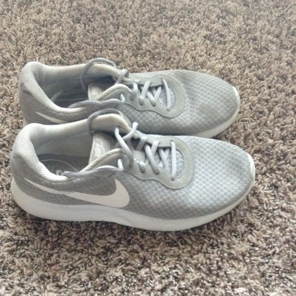 grey nikes